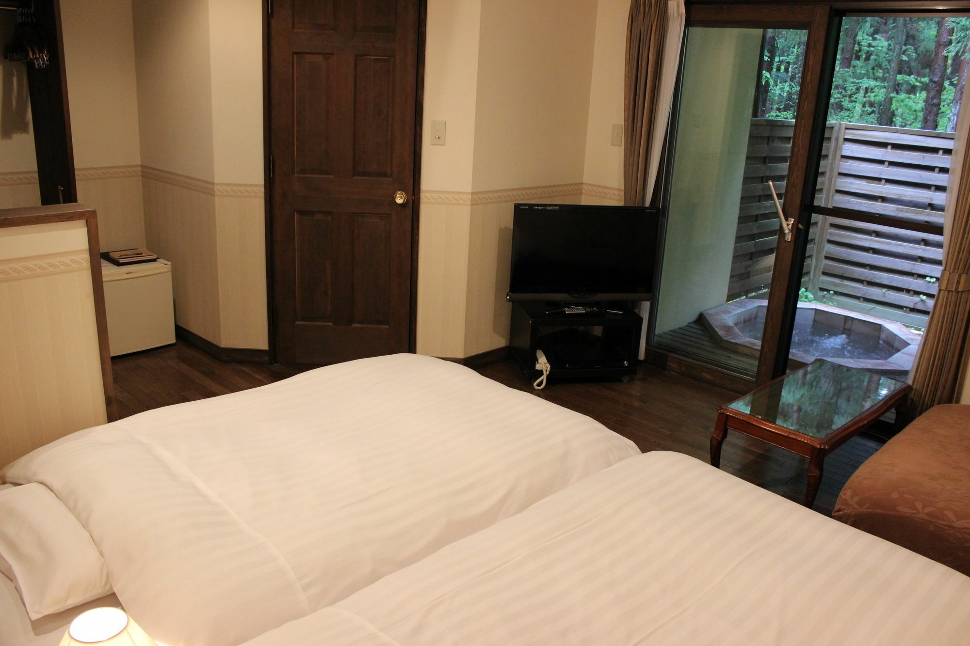Gusthof Lumiere Hotel Фуджикавагучико Екстериор снимка